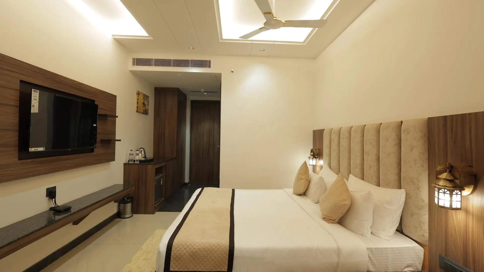 Snj Taj Grand Hotel Agra